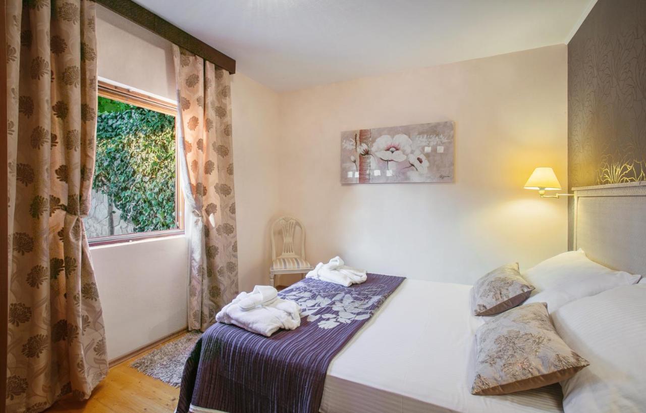 Golden View Luxury Apartment 马斯林尼察 外观 照片