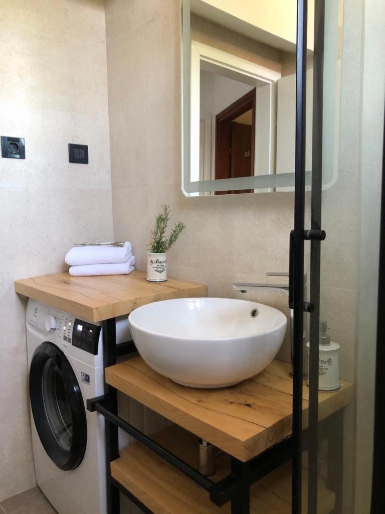 Golden View Luxury Apartment 马斯林尼察 外观 照片